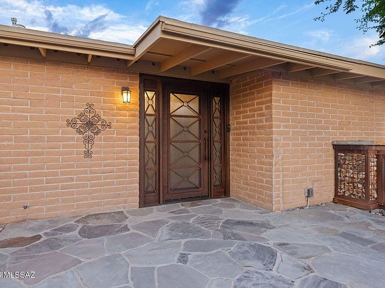 1630 W Montebella Pl photo 4