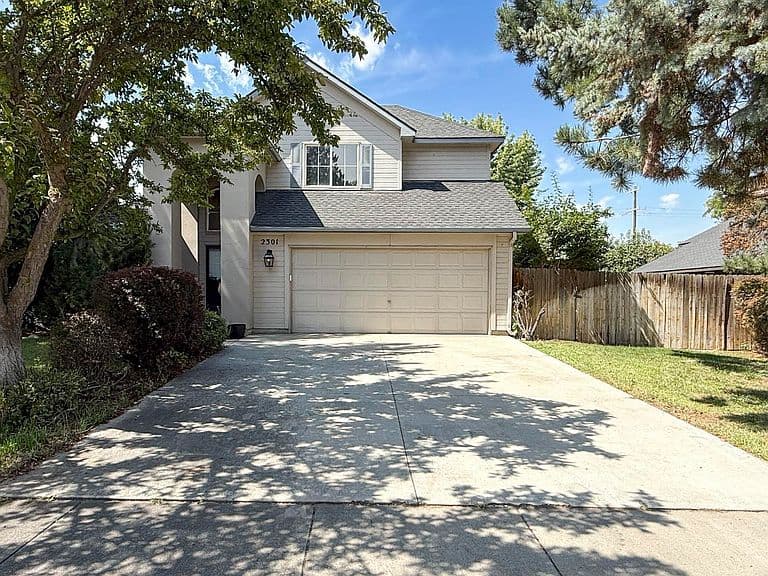 2301 N Swainson Ave photo 1