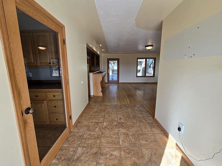 531 Lane 1/2 photo 2