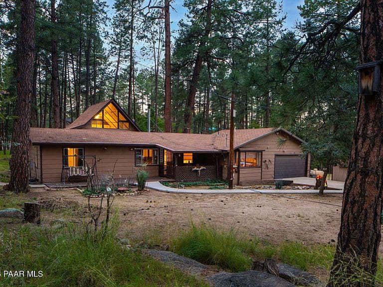1525 E Oriole Pl photo 4
