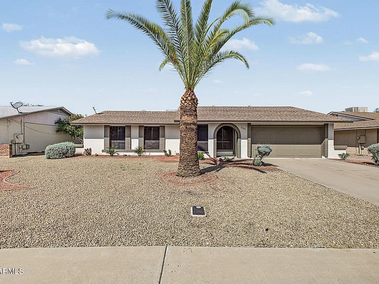 10402 W Harmont Drive photo 1