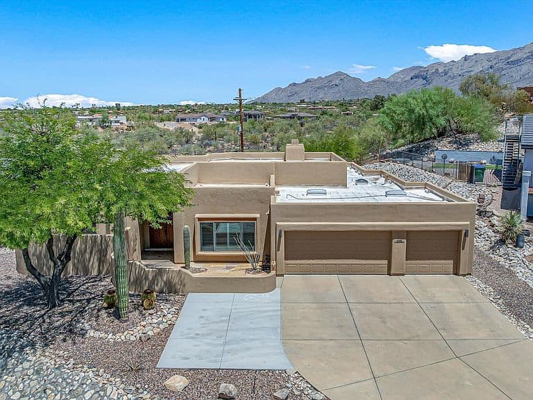 4318 E Desert Oak Trl photo 1