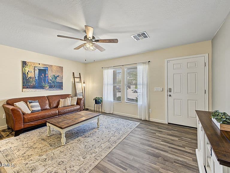 241 W TAYLOR Avenue photo 4