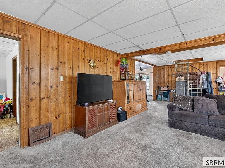 474 L St photo 3