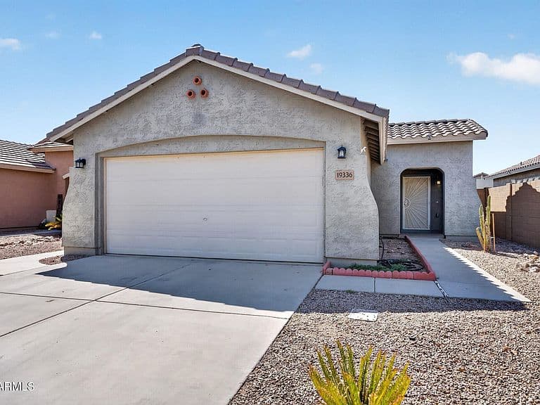 19336 N IBIZA Lane photo 2