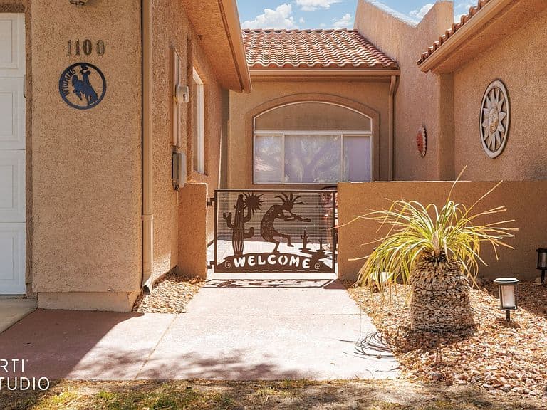 1100 Mohave Dr photo 1