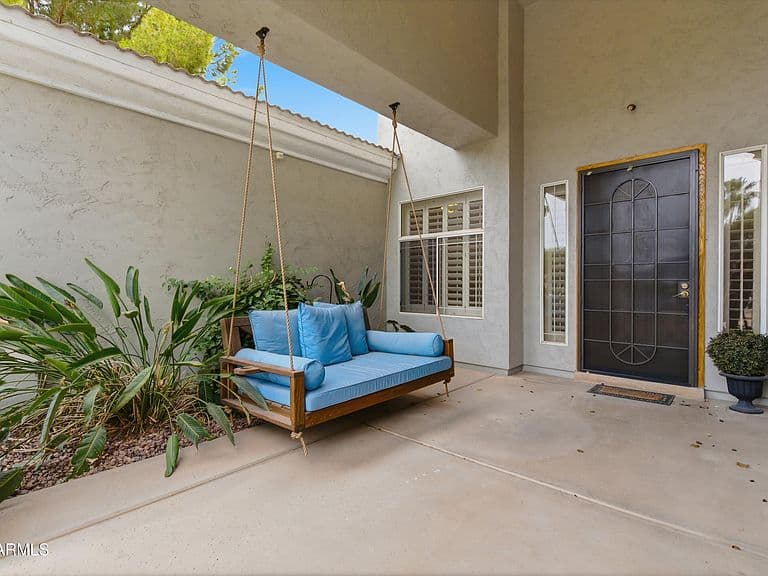2695 E COUNTRY SHADOWS Court photo 5