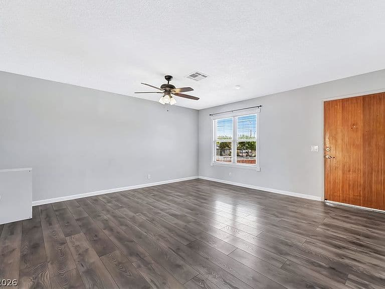 1649 Price St photo 5