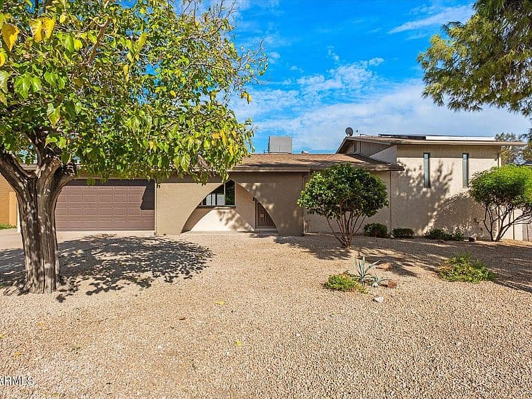 13041 N 28TH Street photo 1