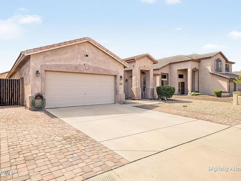 9247 W SALTER Drive photo 2