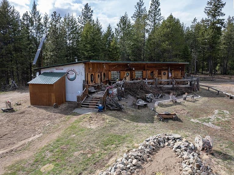 79714 Highway 2 photo 5