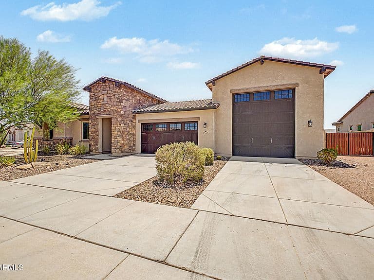 7563 W ELECTRA Lane photo 2