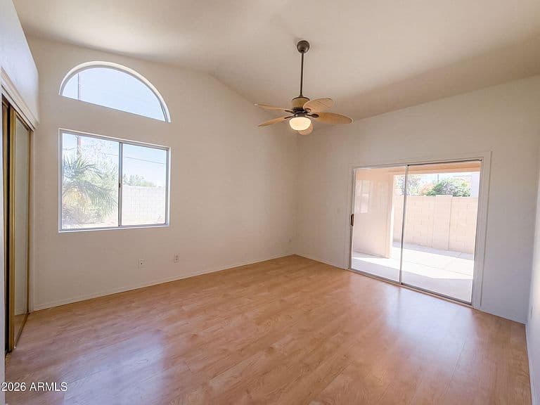 1395 N SANTA ANNA Court photo 4
