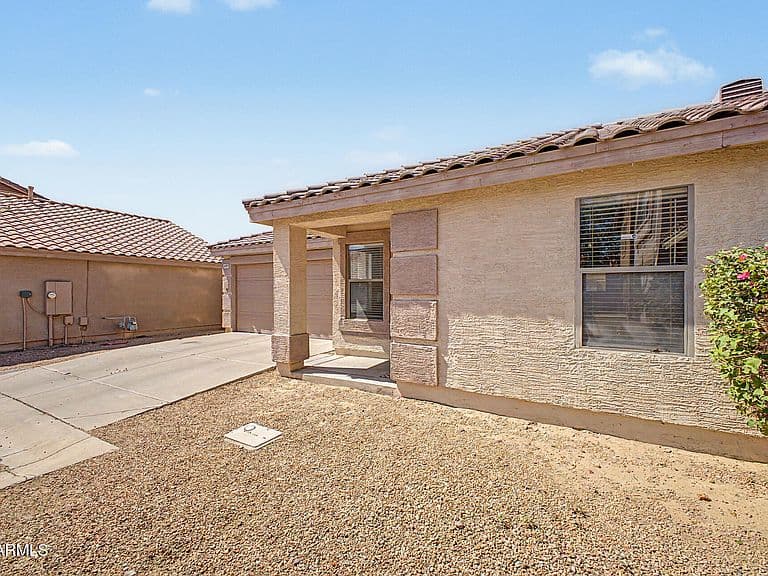 3939 S NEBRASKA Street photo 3
