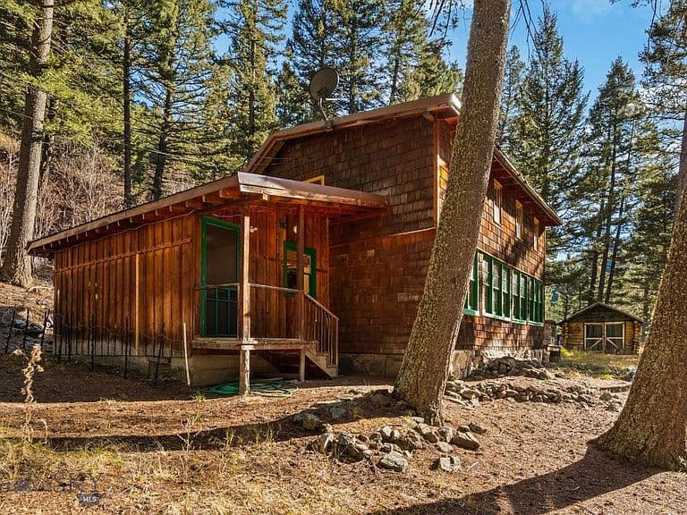 10400 Hyalite Canyon Rd photo 2