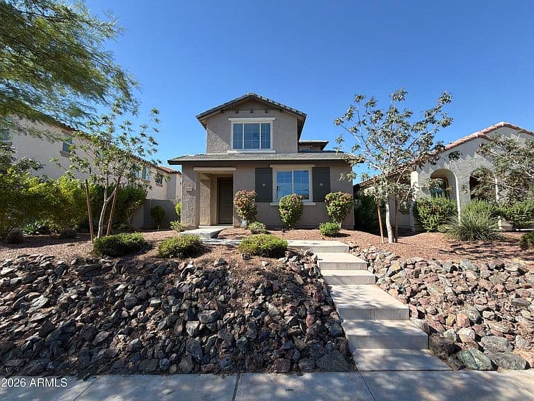 15237 W SHERMAN Street photo 1