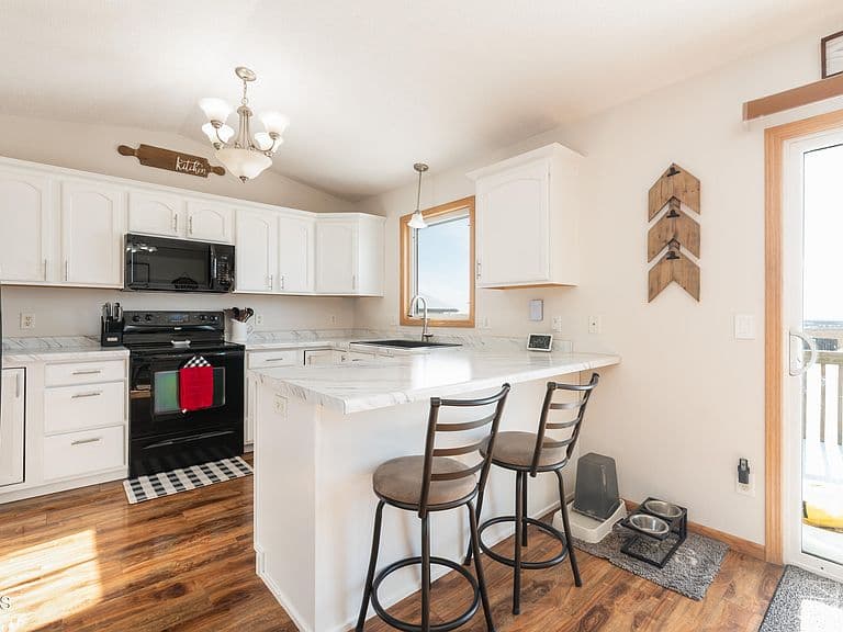 1001 Sunflower Dr photo 4