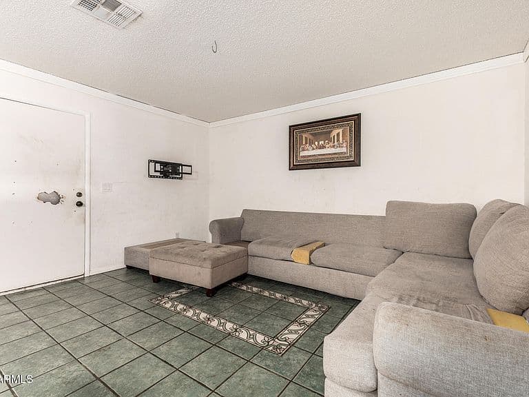 8002 N 42nd Ave photo 3