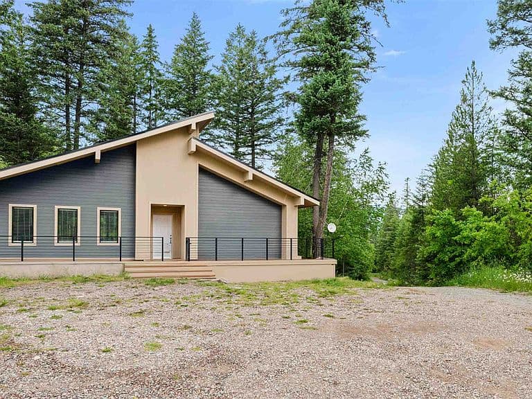 421 Seville Ln photo 3