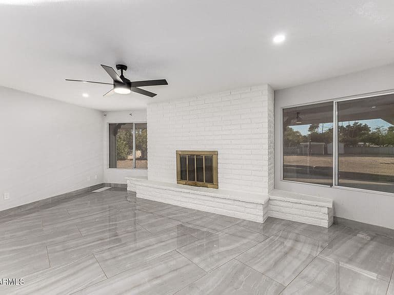 7143 W UNION HILLS Drive photo 5