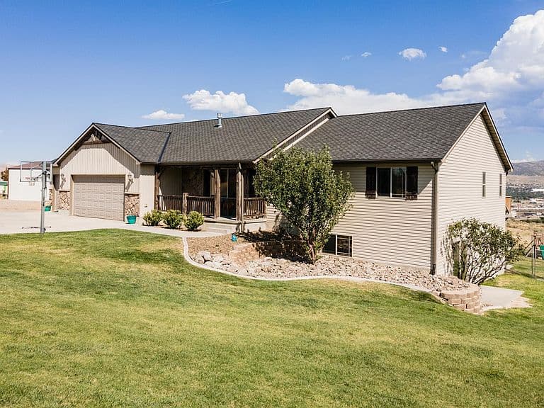 8432 N Facer Mountain Dr photo 2
