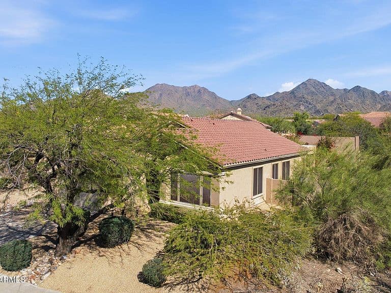 15687 N 104th St photo 2