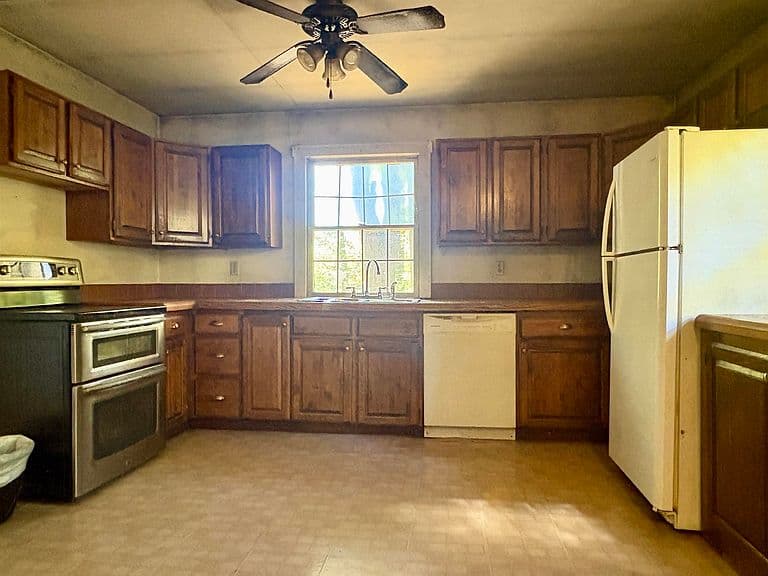 124 Baker Hill Road photo 4