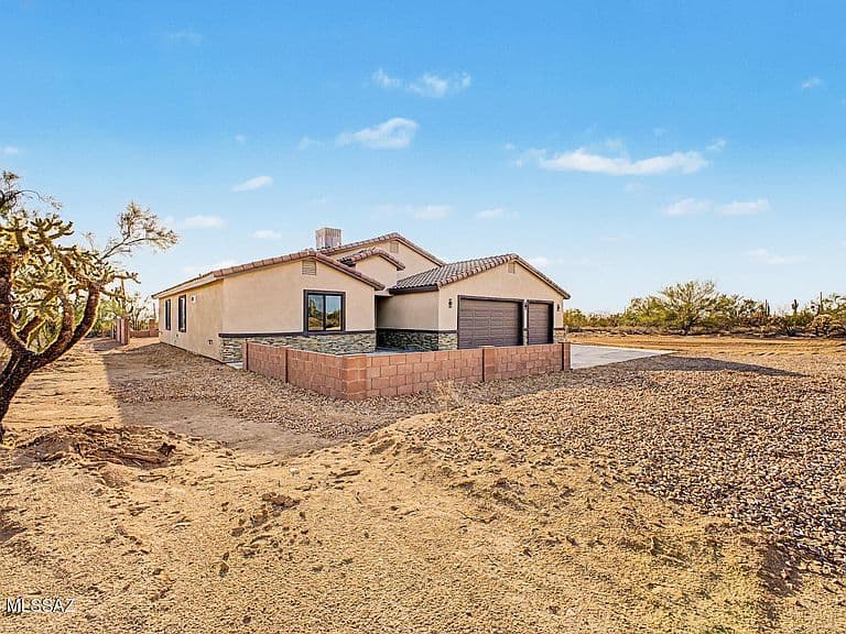 36928 S Cactus View Ln photo 3