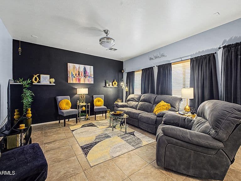 1309 E DAISY Way photo 4