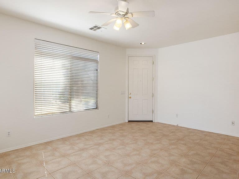 1239 S EMMETT Drive photo 5
