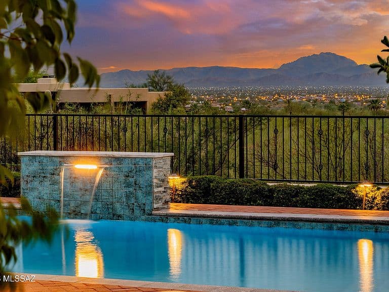 7437 N Mystic Canyon Dr photo 3