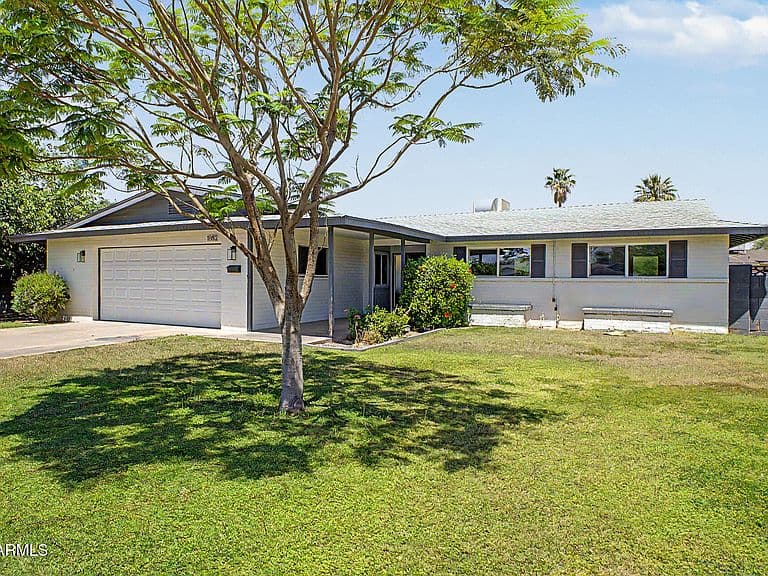 1882 E LOMA VISTA Drive photo 3