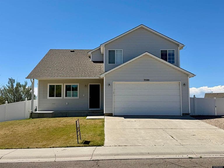 3500 White Mountain Blvd photo 1