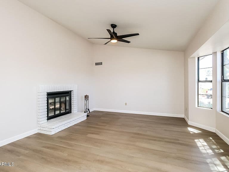 3961 N VAL VISTA Road photo 2