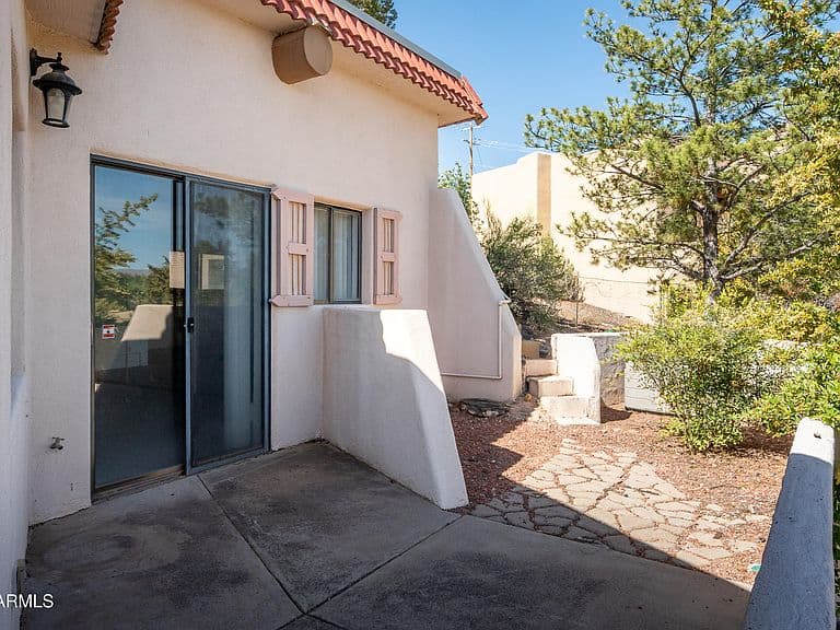 201 E PAPAGO Lane photo 5