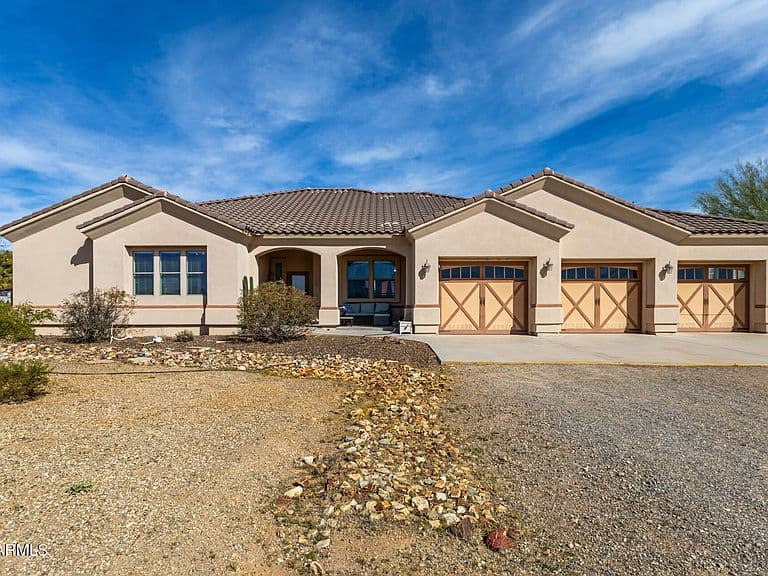 21404 W CARAVAGGIO Lane photo 2