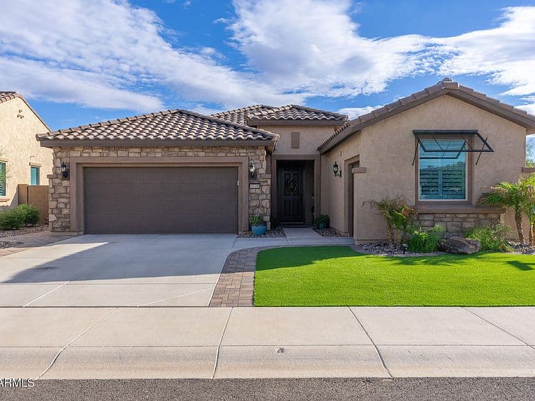 7773 W Cactus Wren Way photo 1