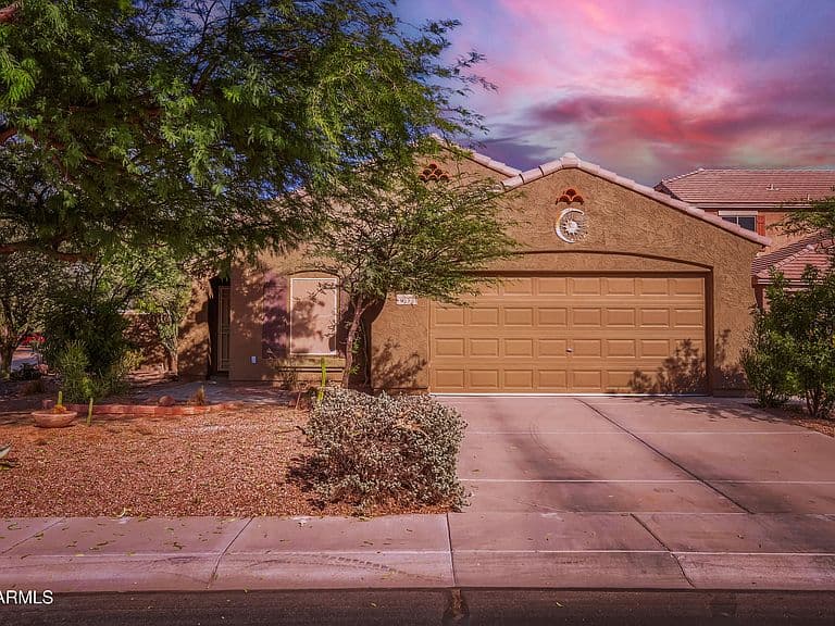 19273 N AUSTIN Court photo 1