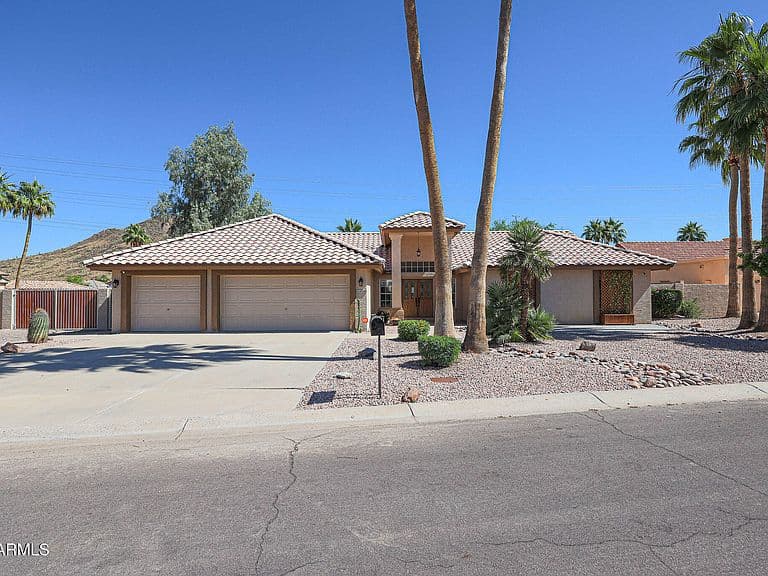 5542 W NORTHWOOD Drive photo 2