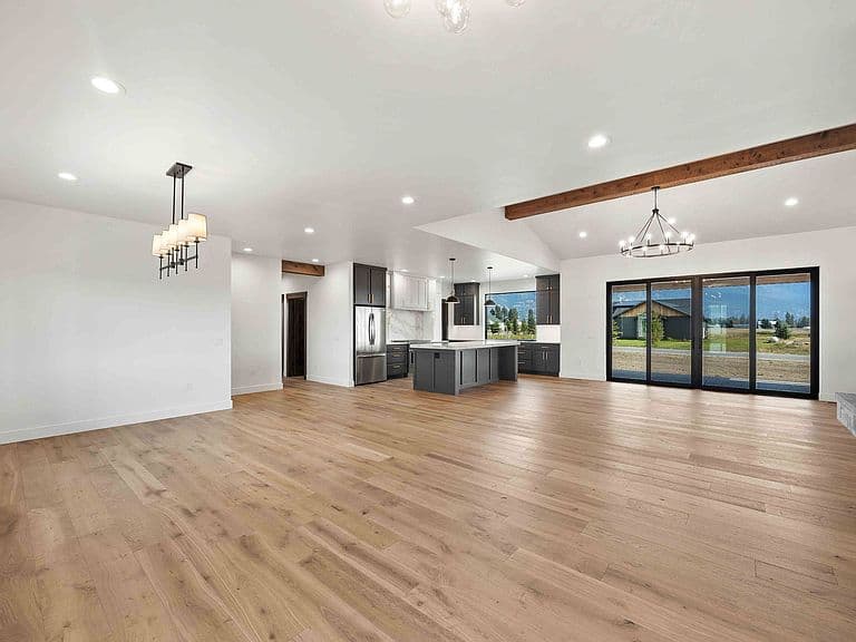 2046 Homestead Trl photo 5