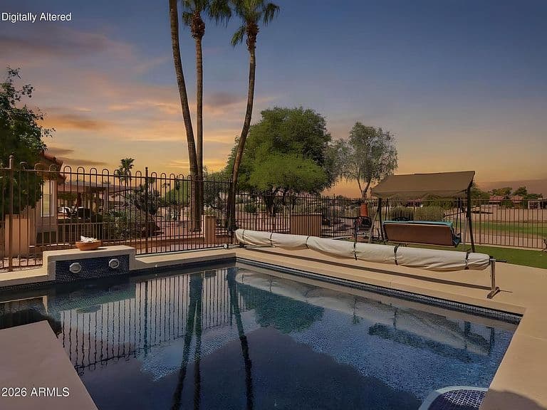 14310 W SKY HAWK Drive photo 4