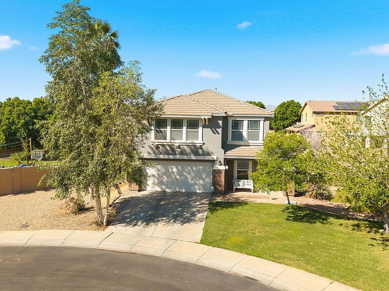 12468 N 147TH Drive photo 1