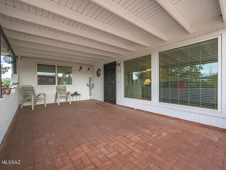 432 N Calle De Lumbre photo 4