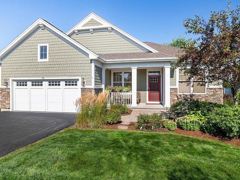 70 Dunmore Lane photo 1