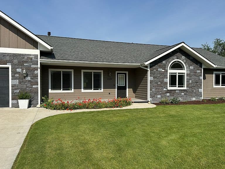 1160 Rocky Meadows Trl photo 4