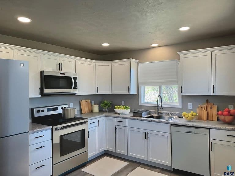 1513 S Splitrock Blvd photo 2