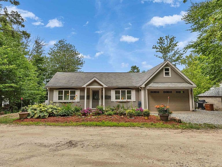 143 Lower Pratt Pond Road photo 2