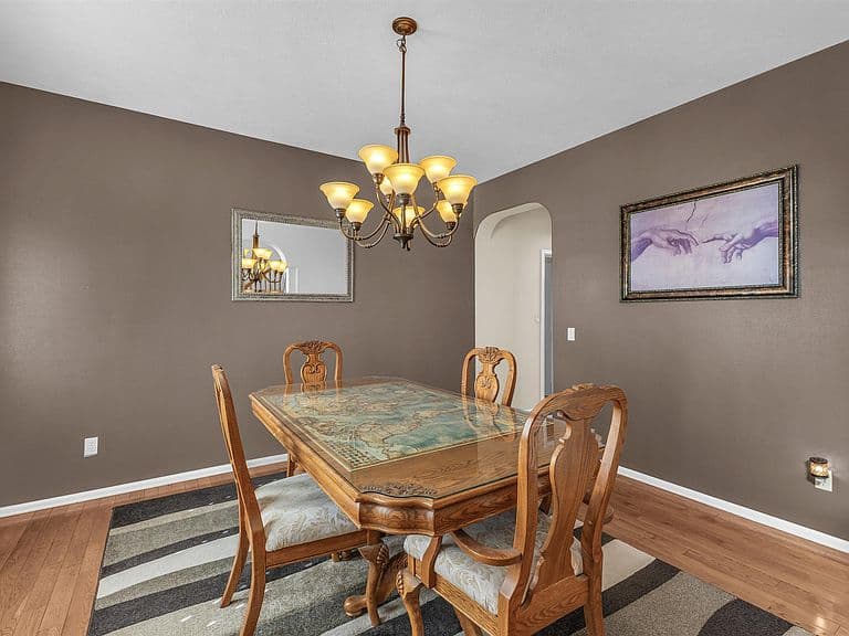 1210 Fawn Cir photo 2