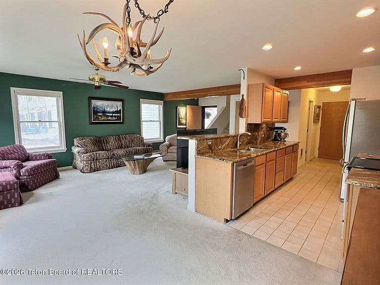 1070 Elk Run Ln APT 10 photo 5