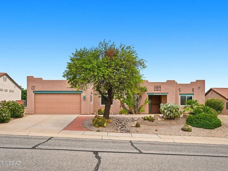 928 W Union Bell Dr photo 5